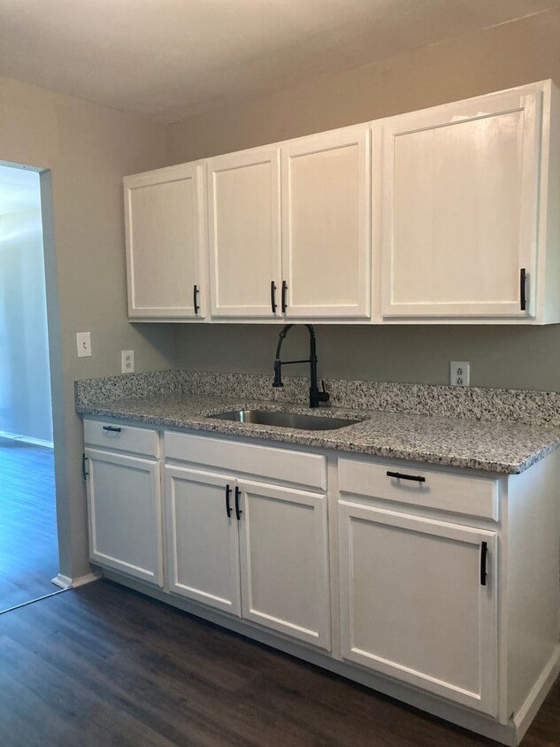 Primary Photo - Renovated 2-bedroom in Monroe, NC!