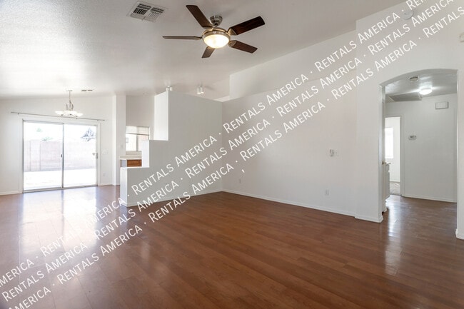 Building Photo - 53 W Del Rio St