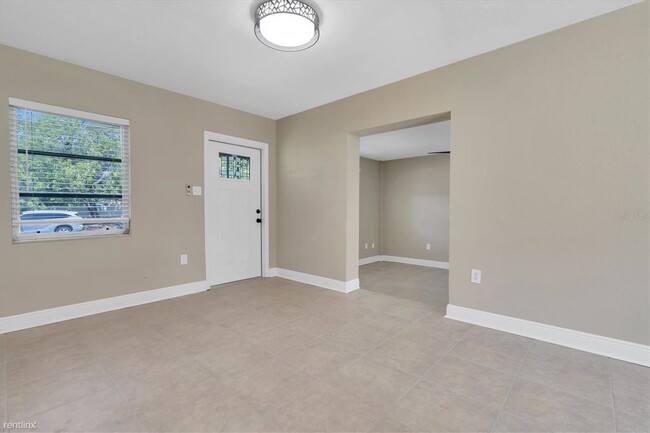 Foto del edificio - 3 br, 1 bath House - 3601 R 64th Street N