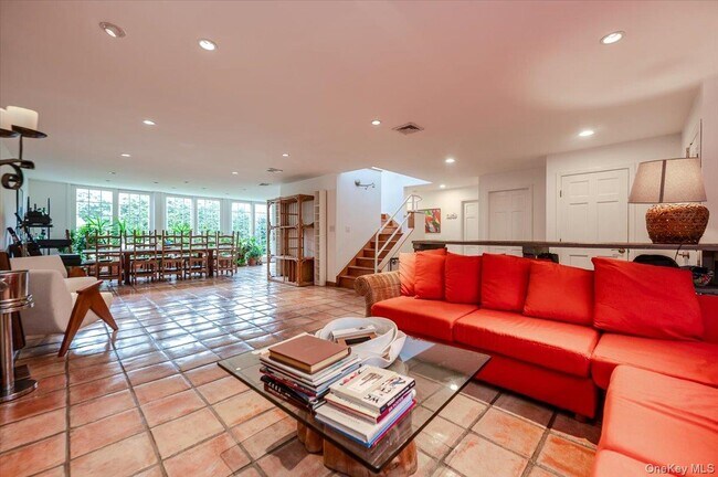 Foto del edificio - 1701 Bay Blvd