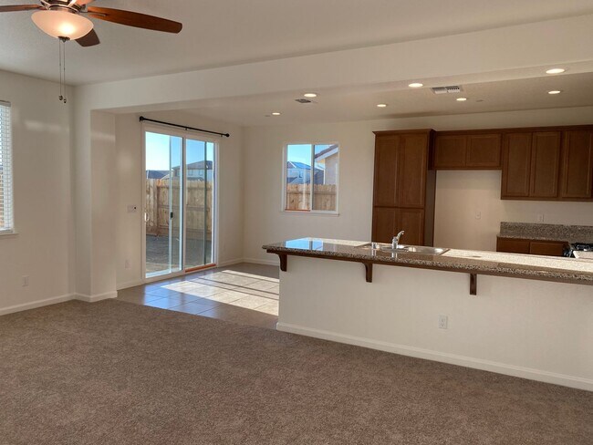 Foto del edificio - REDUCED!!!  3 Bedroom 2 Bath Home for Rent...
