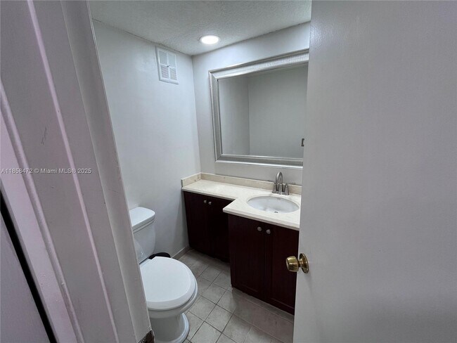 Foto del edificio - 11246 NW 14th Ct