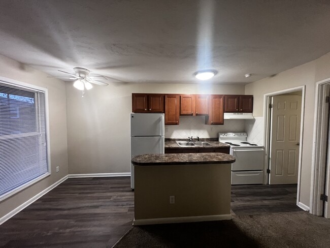 Photo - 4216 Flintlock Dr House