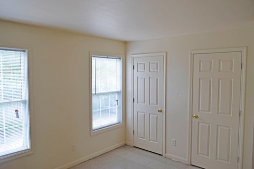 Building Photo - 5541 Bayshore Ct