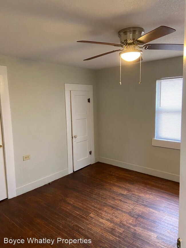 Building Photo - 2 br, 1 bath House - 403 Marietta St.