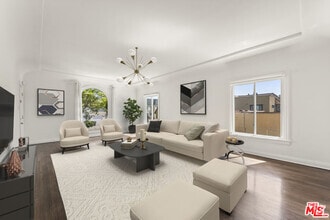 Building Photo - 4668 Dockweiler St