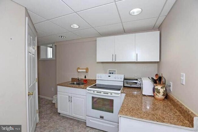 Foto del edificio - 4 Pembrooke View Ct