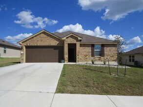 Building Photo - 4902 Karen Grn Dr
