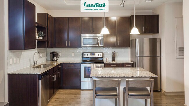 Foto del edificio - 13201 Legendary Dr