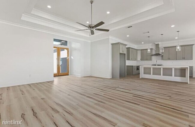 Building Photo - 3 br, 2.5 bath House - 2219 Harris Circle