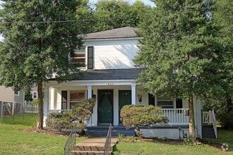 Building Photo - 602 Blenheim Ave