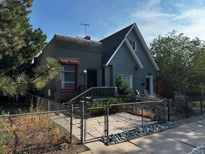Building Photo - 172 W Maple Ave