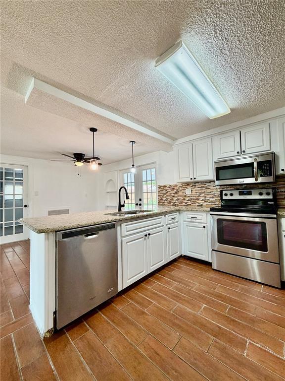 Building Photo - 7201 Daggett Terrace