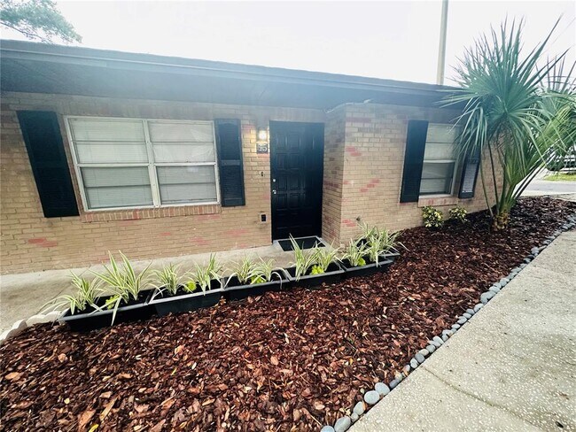 Foto del edificio - 101 Lake Hunter Dr