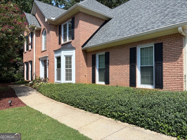 Foto del edificio - 6221 Woodlore Dr NW