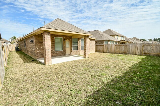 Building Photo - 21218 Flowering Dogwood Cir