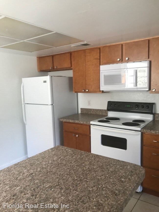 Foto del edificio - 7335 Monterey Blvd