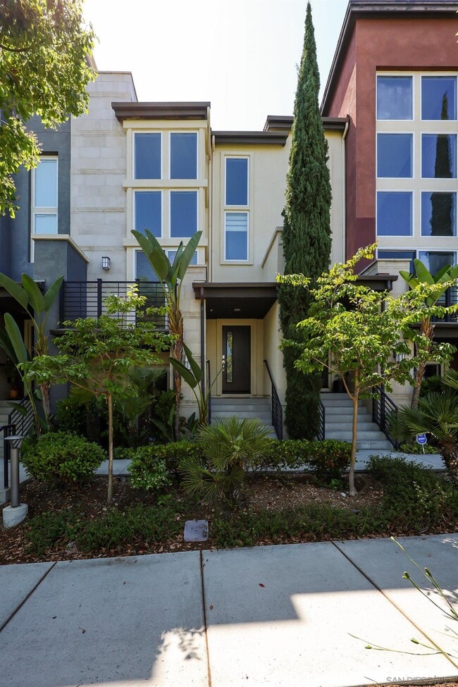 Building Photo - 2434 Via Alta