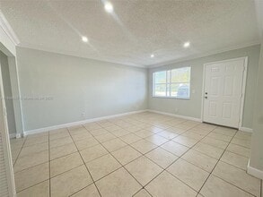 Building Photo - 400 NW 65th Ave