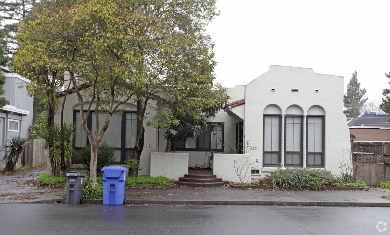 Foto del edificio - 617-619 Jefferson St