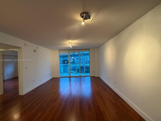 Foto del edificio - 31 SE 5th St