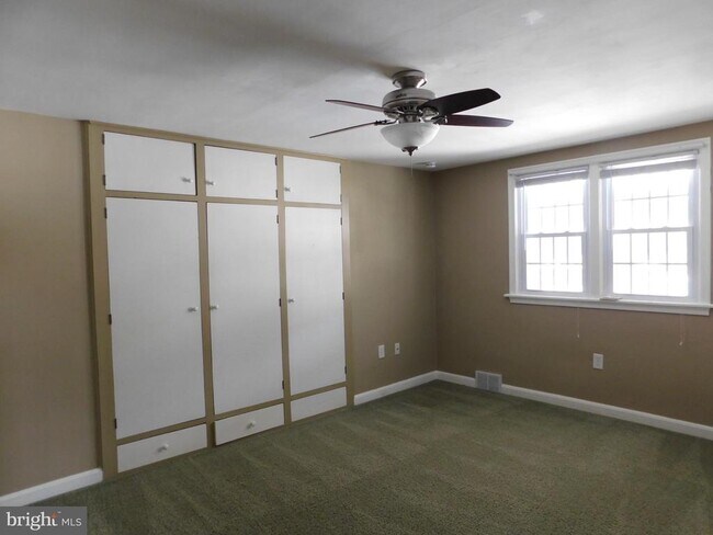 Building Photo - 737 Churchville Rd