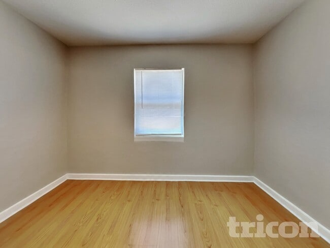 Foto del edificio - 612 Yelvington Ave