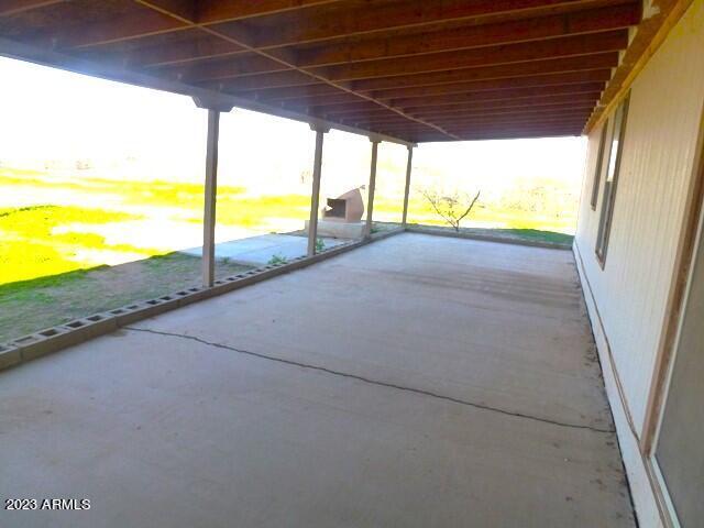 Foto del edificio - 10240 E Lind Rd