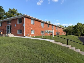 Building Photo - 2908 Prescott Ave