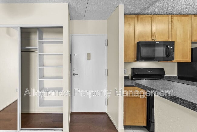 Photo - 60 S Van Dorn St House