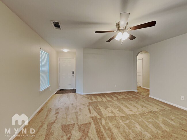 Foto del edificio - 5823 Treasure Cove Rd