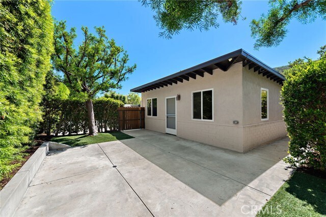 Primary Photo - 20451 Sun Valley Dr