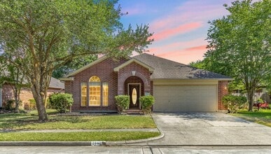 Building Photo - 21812 Whispering Forest Dr