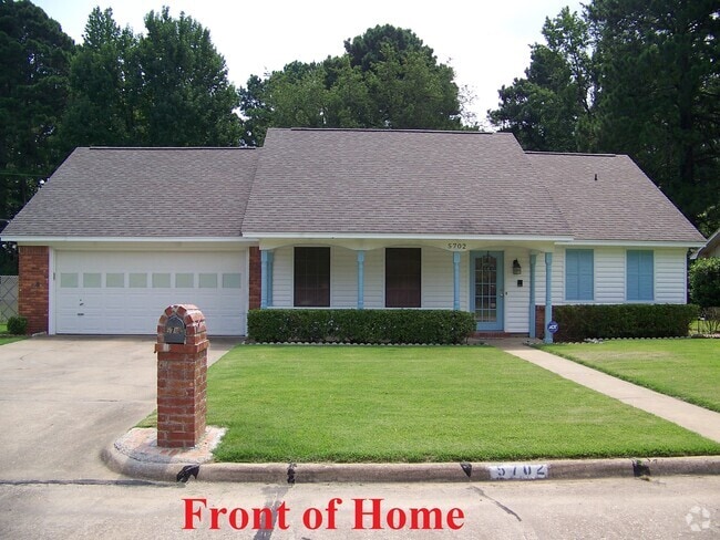 Building Photo - 5702 Larry Dr
