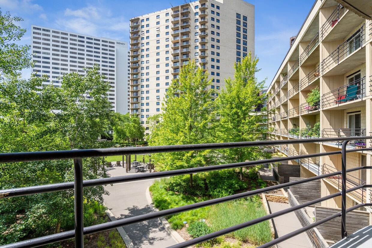 Foto principal - 1200 Nicollet Mall