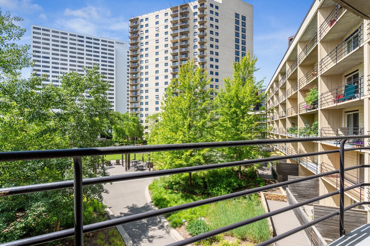 Primary Photo - 1200 Nicollet Mall