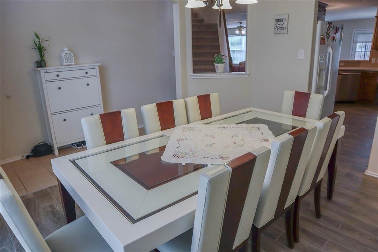 Foto principal - 1110 Crestmont Pl Loop