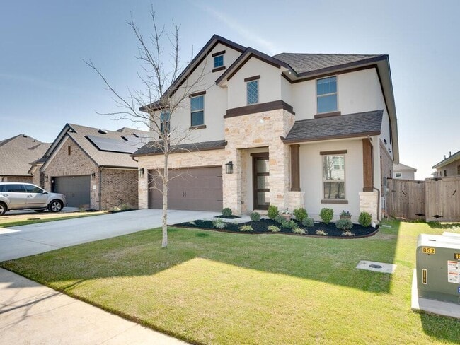 Building Photo - 721 Pinnacle View Dr