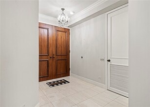 Building Photo - 4500 Ocean Dr