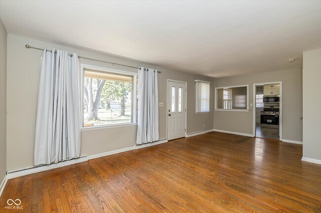 Foto del edificio - 9631 Kittrell Dr