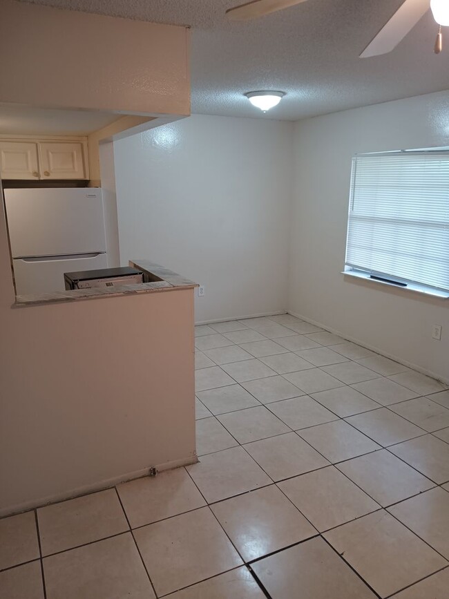 Photo - 1450 Holden Ave Apartment