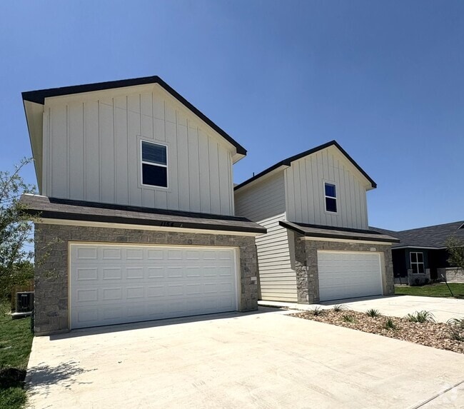 Building Photo - 1154 Lindsey Dr