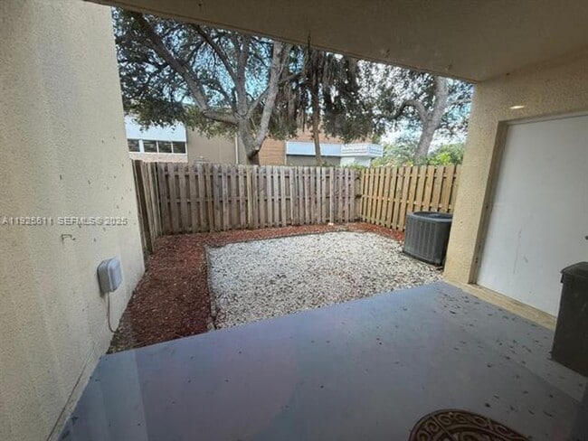 Photo - 8713 SW 137th Ave Townhome