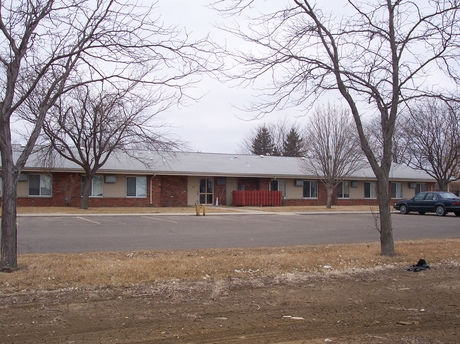 Primary Photo - Granada Court