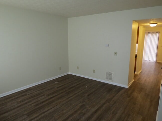 Foto del edificio - 2269 Hughey Dr