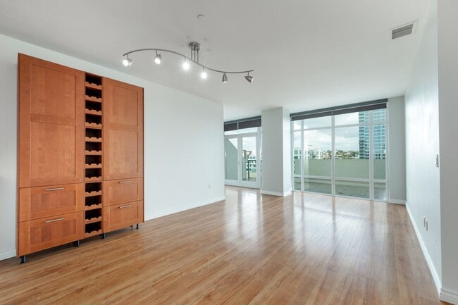 Building Photo - Top-floor East Vilage 2 Bedroom at Nexus! ...