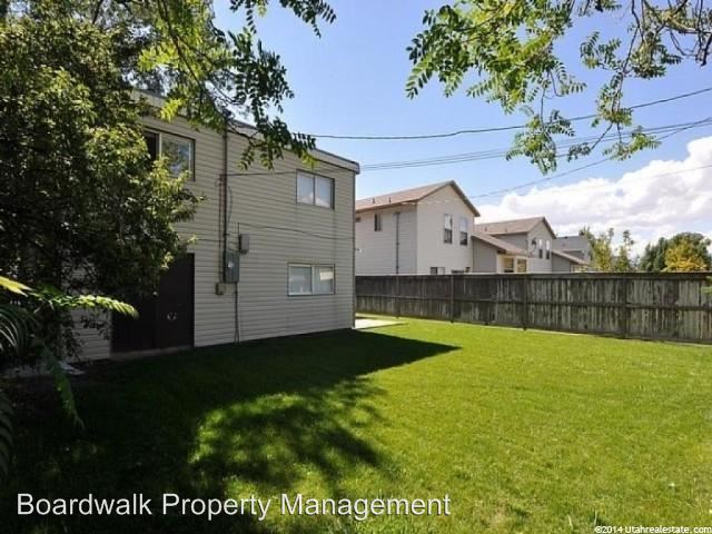 Building Photo - 737 E Jepson Ave