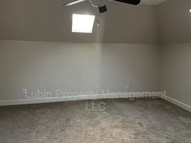 Foto del edificio - 1151 Sledge Ave