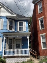 Building Photo - 127-129 W 2nd St