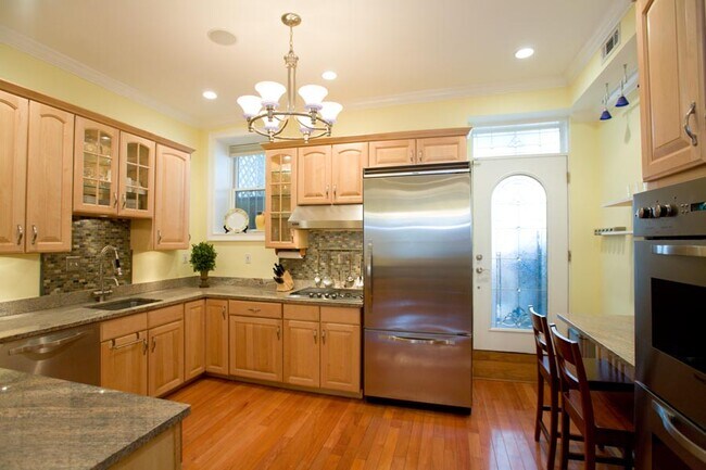 Foto del edificio - 2134 13th St NW